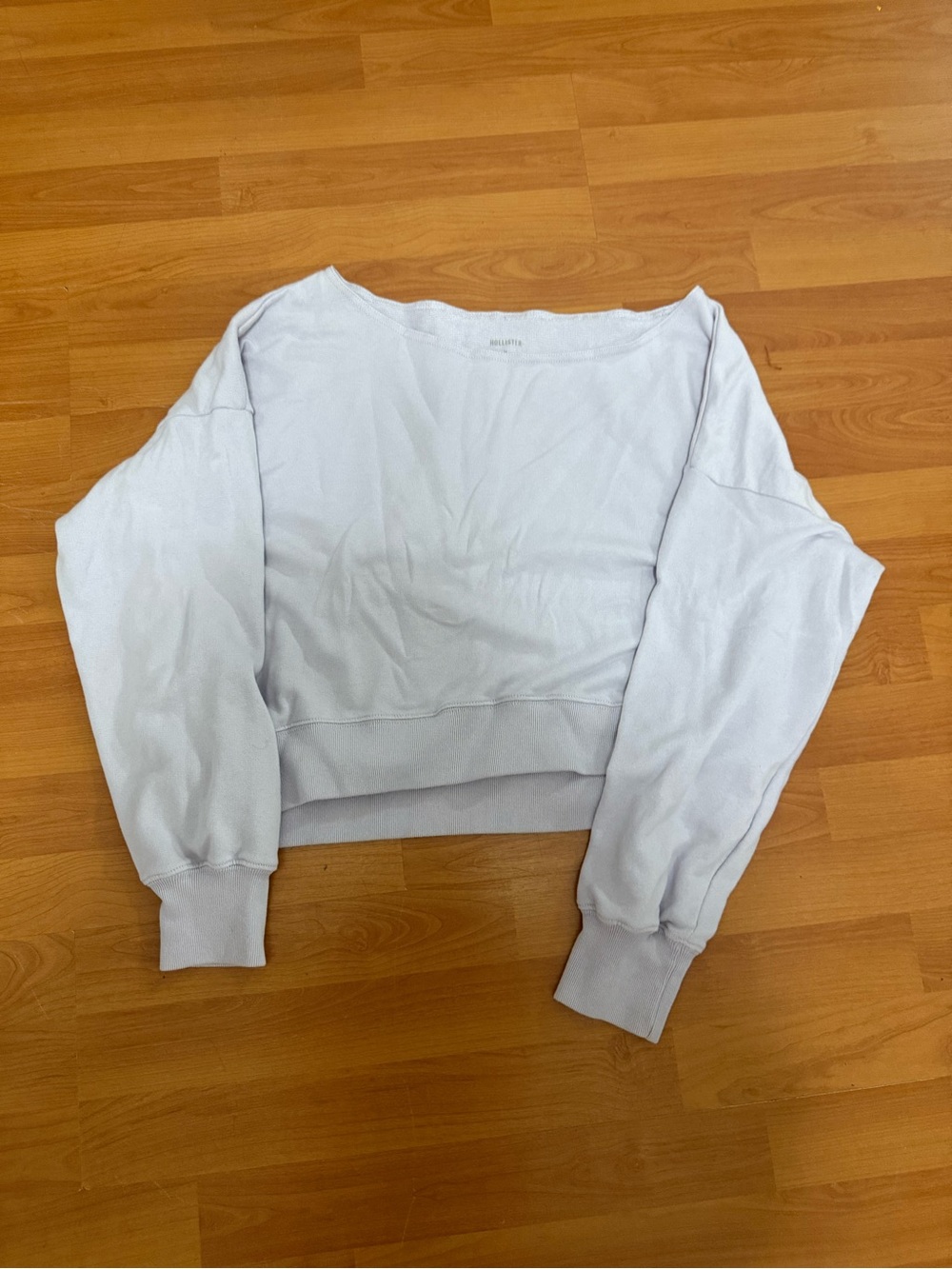 Women's Cropped Boatneck Sweatshirt in Light Lavender